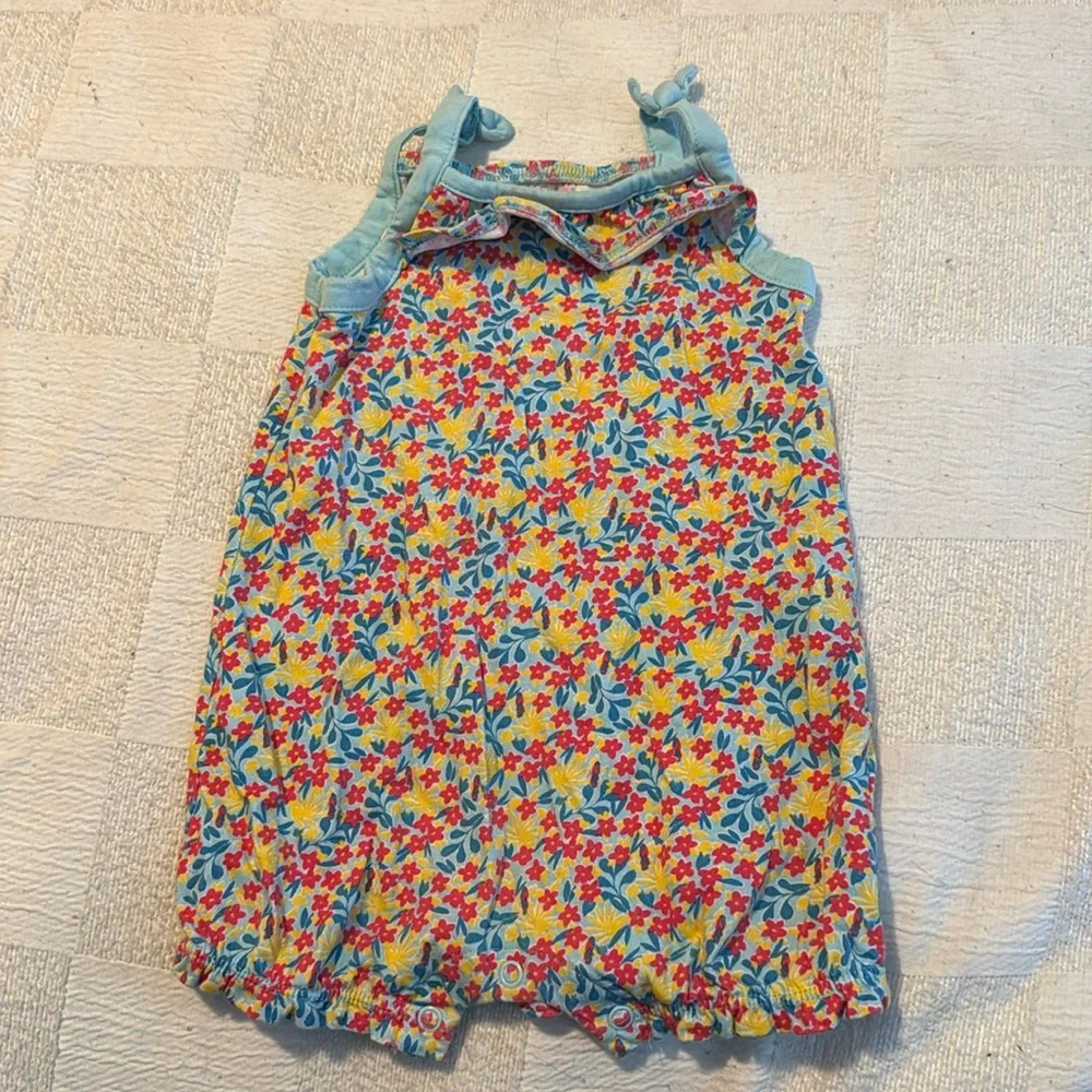 Floral romper - Picture 1 of 3